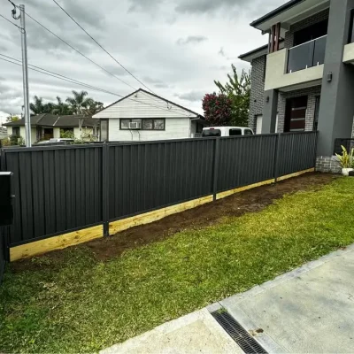 ballarat-colorbond-fence-monument